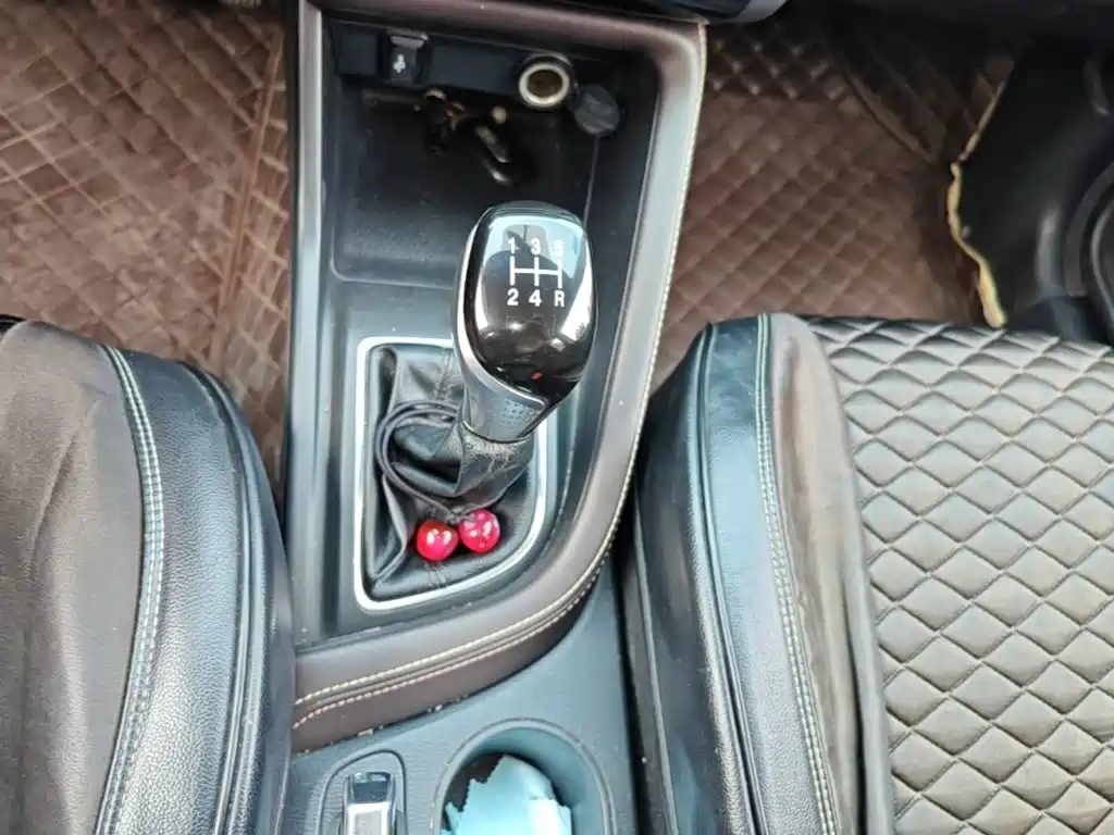Changan Eado DT — миниатюра 14