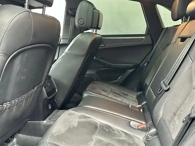 Porsche Macan — миниатюра 14