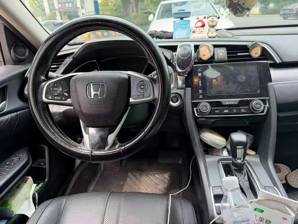 Honda Civic — миниатюра 9