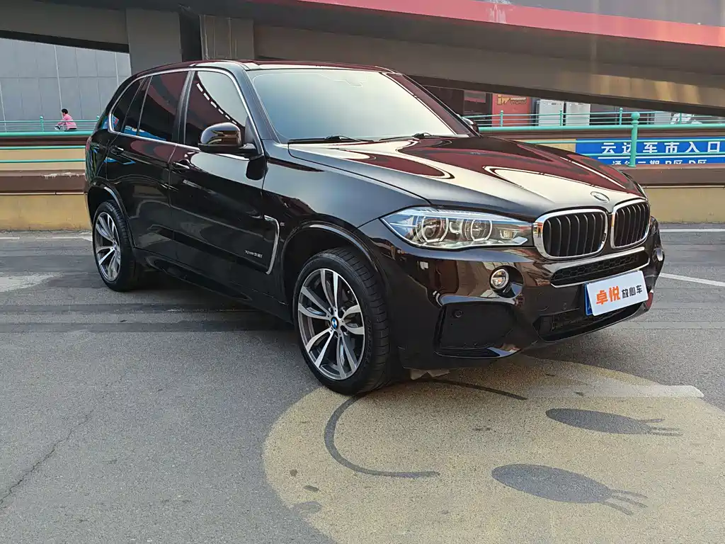 BMW X5 (Import) — миниатюра 3