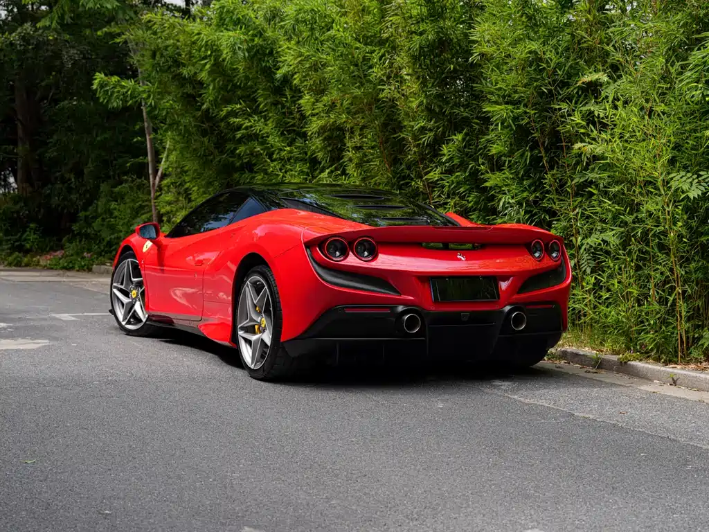 Ferrari F8 2019 Tributo 3.9T V8