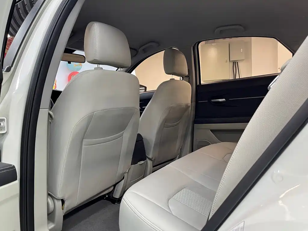 BAIC New Energy EU — миниатюра 19