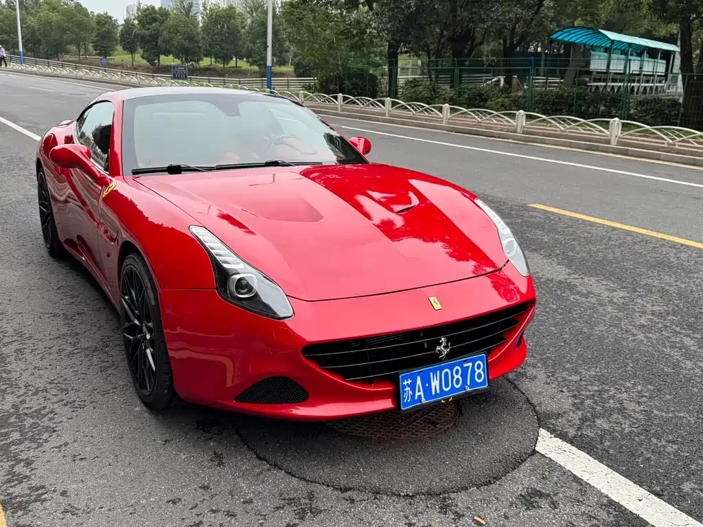 Ferrari California T 2009 4.3L