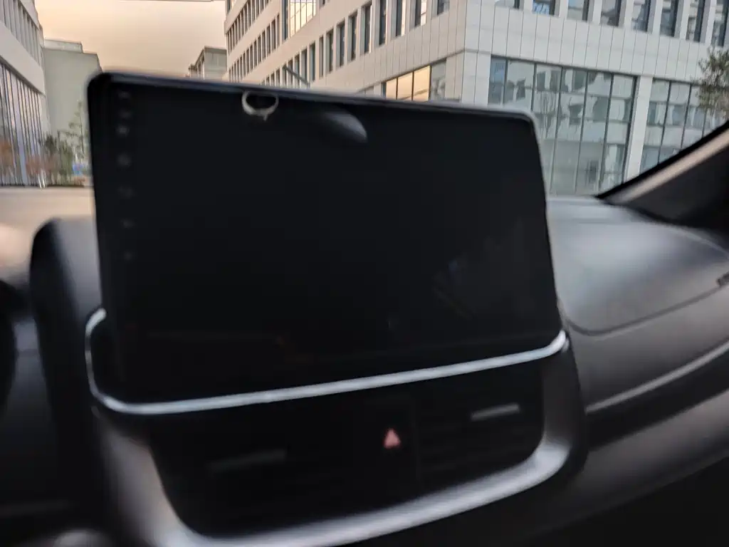 TOYOTA YARIS L ZHIXUAN