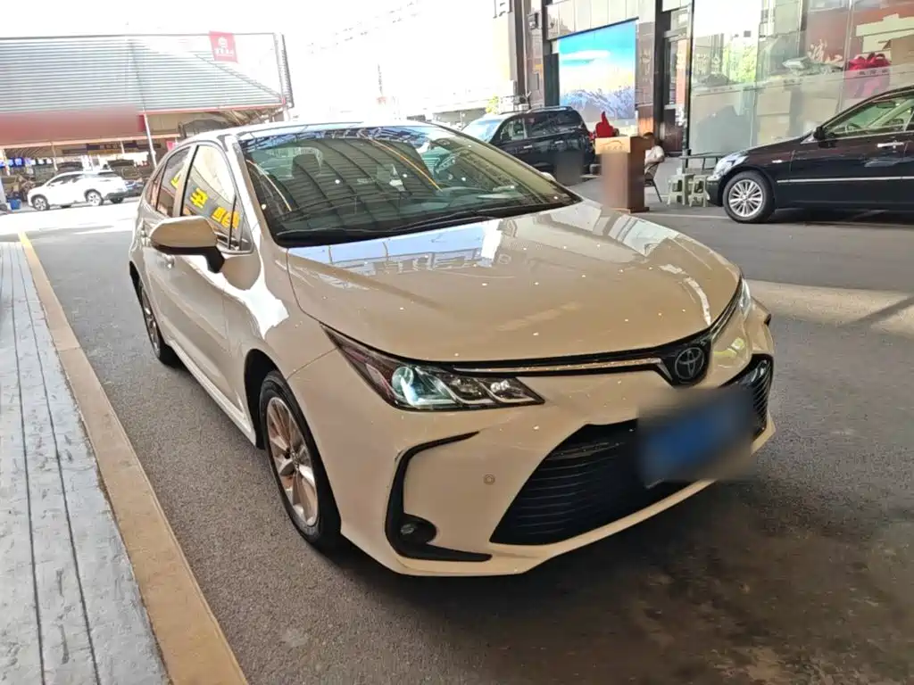 Toyota Corolla — миниатюра 4