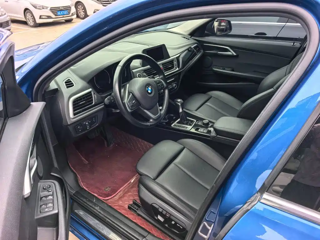BMW 1 Series — миниатюра 8