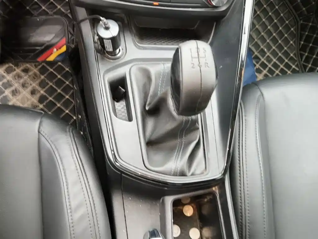 Peugeot 308 — миниатюра 14