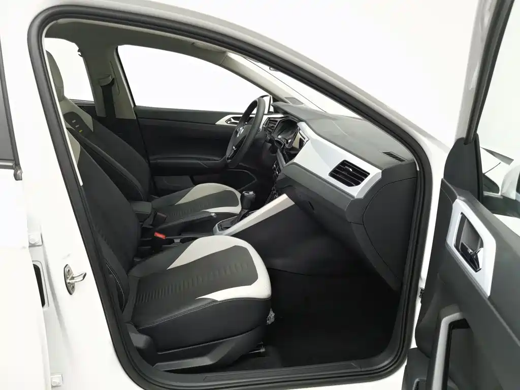 Volkswagen Polo — миниатюра 23