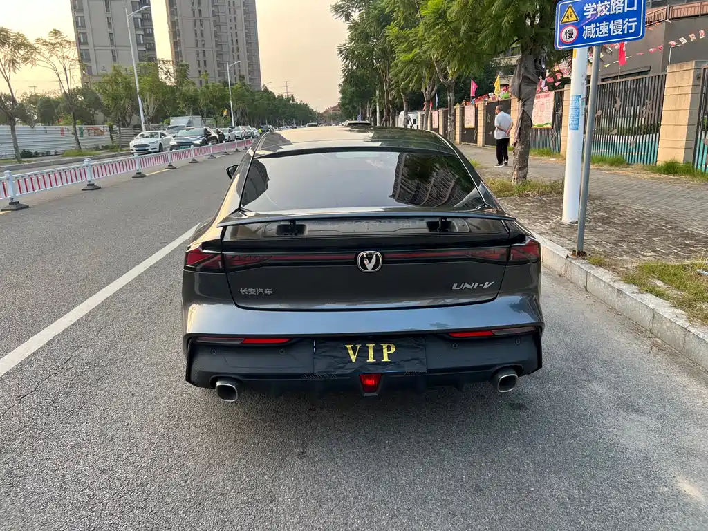 Changan UNI-V — миниатюра 8