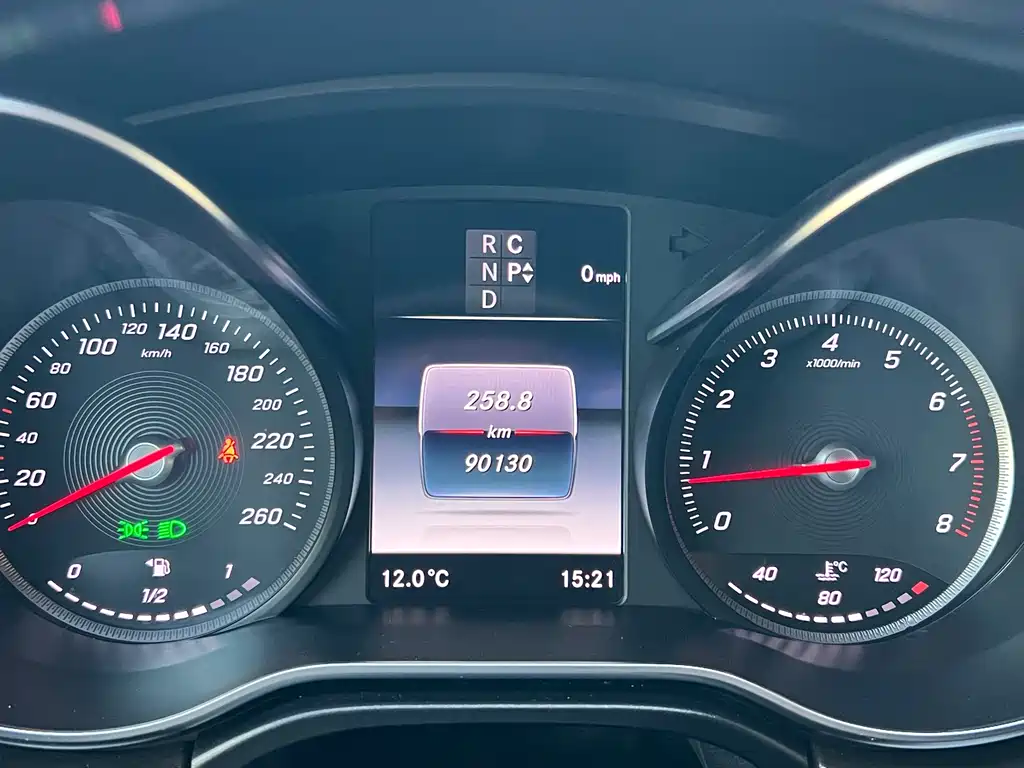 MERCEDES-BENZ V CLASS