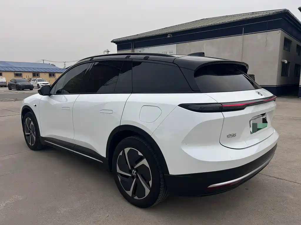 NIO ES6 — миниатюра 5
