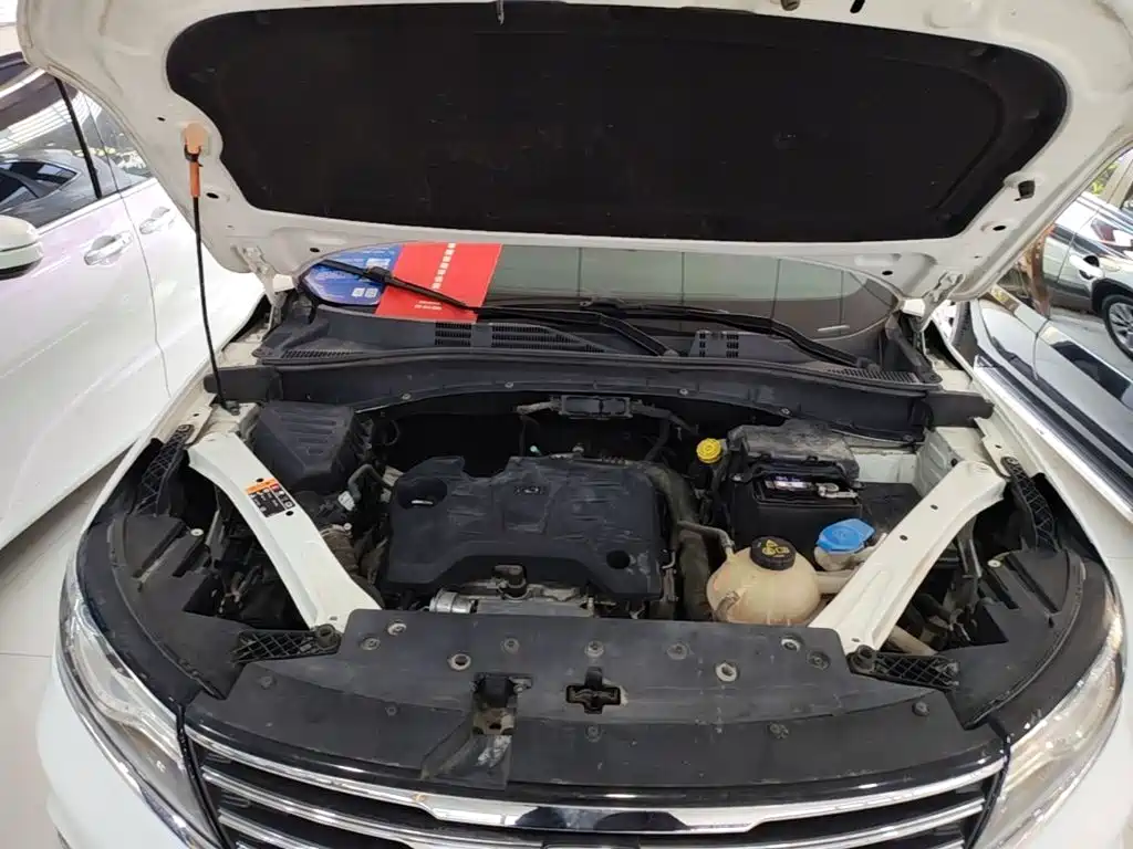 Roewe RX5 — миниатюра 20