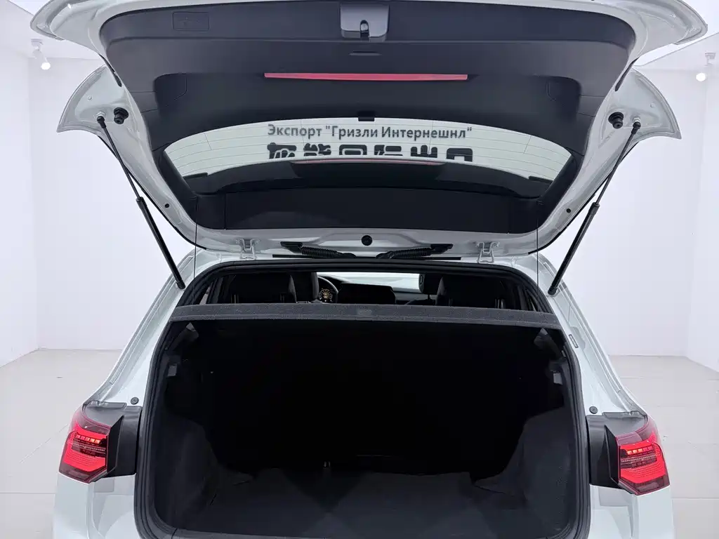 Volkswagen Golf — миниатюра 17