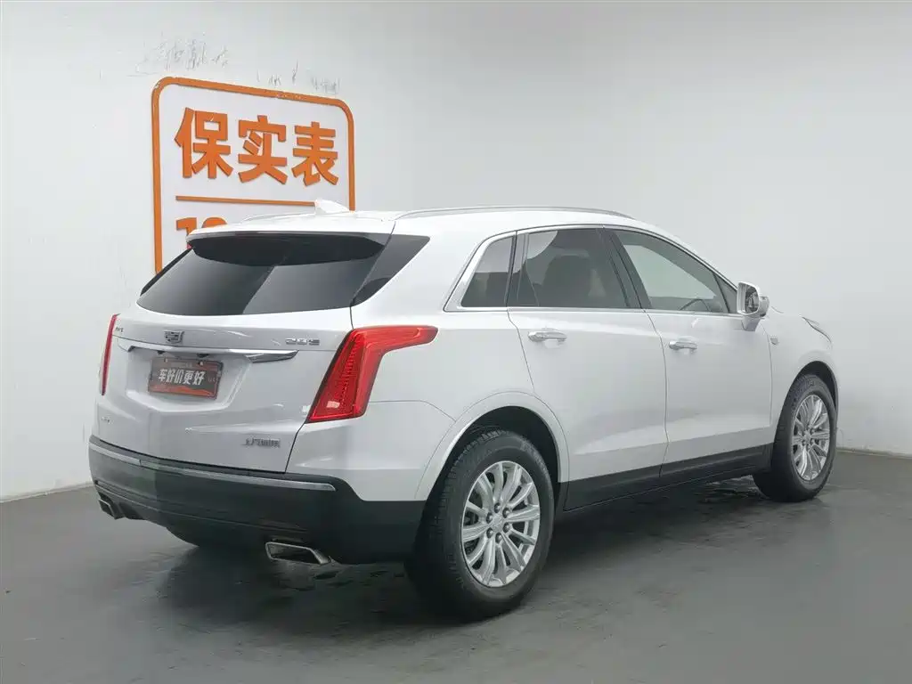 CADILLAC XT5