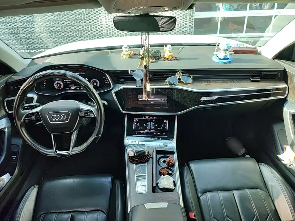 Audi A6L — миниатюра 10