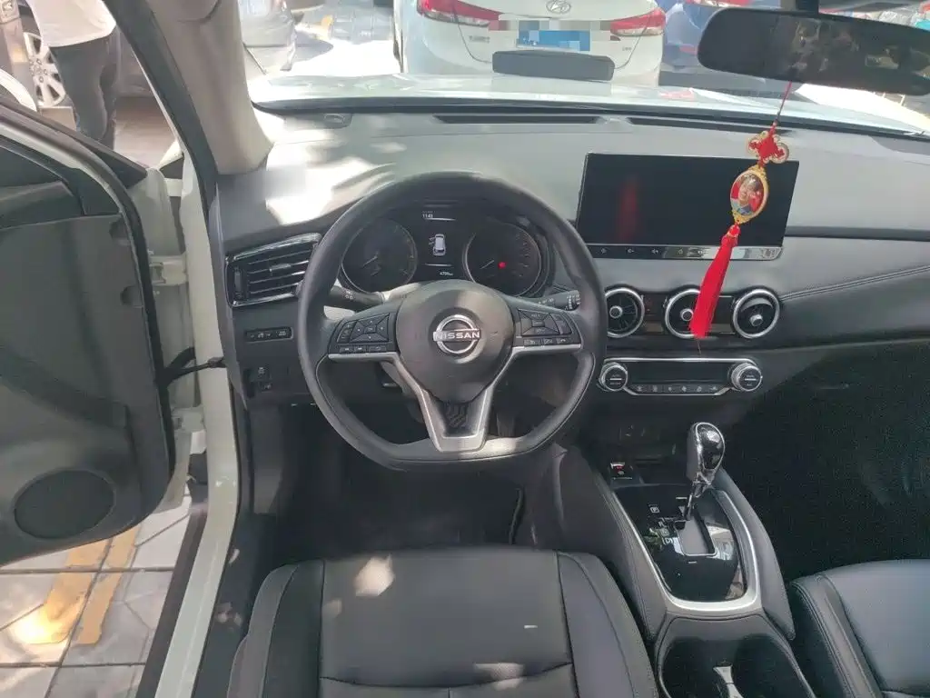 Nissan X-Trail — миниатюра 3