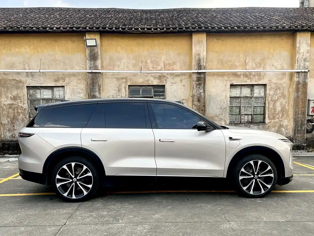 NIO ES8 — миниатюра 7