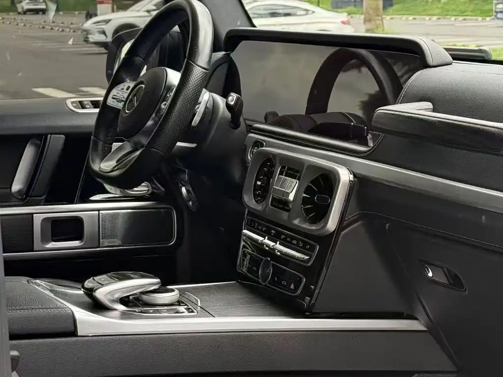 Mercedes-Benz G-Class — миниатюра 6