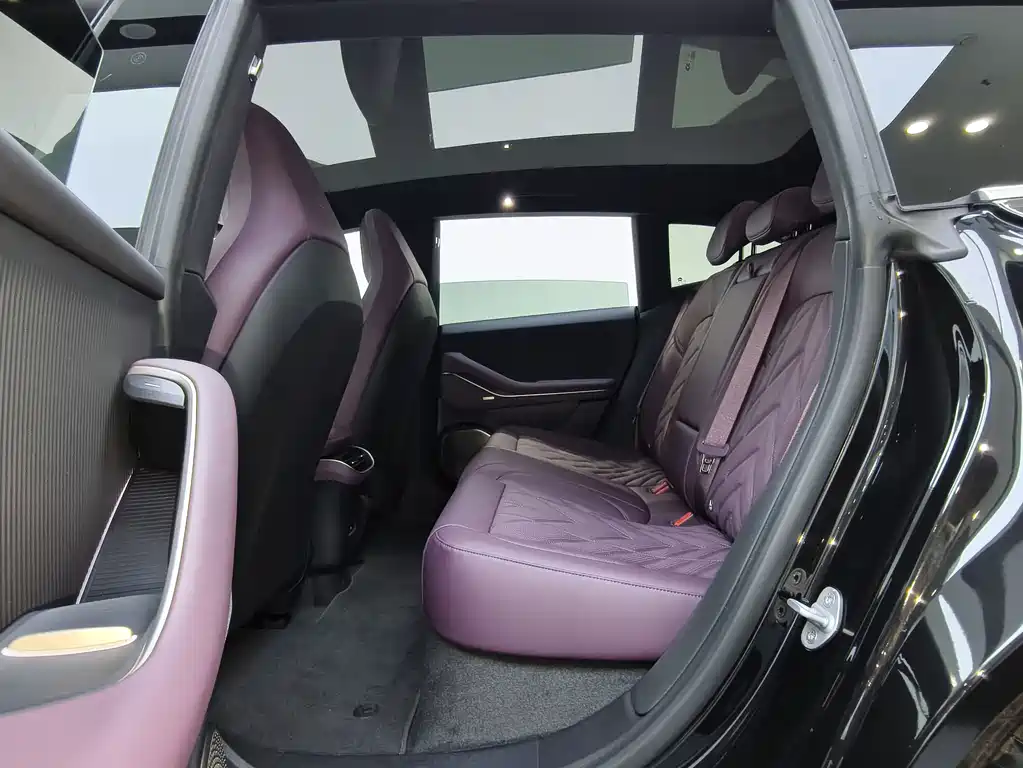 NIO ET5T — миниатюра 8