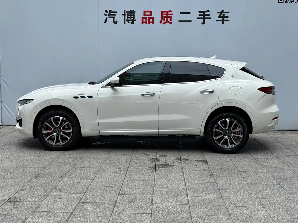 Maserati Levante 2022 2.0T GT