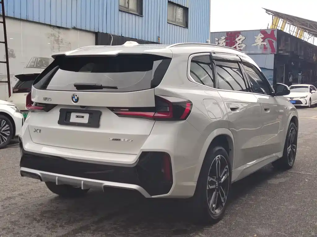 BMW X1 2024 sDrive25Li M Sport