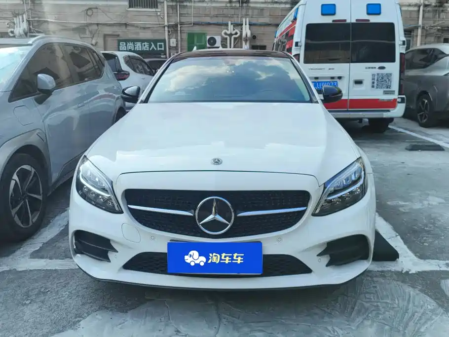 Mercedes-Benz C-Class — миниатюра 2