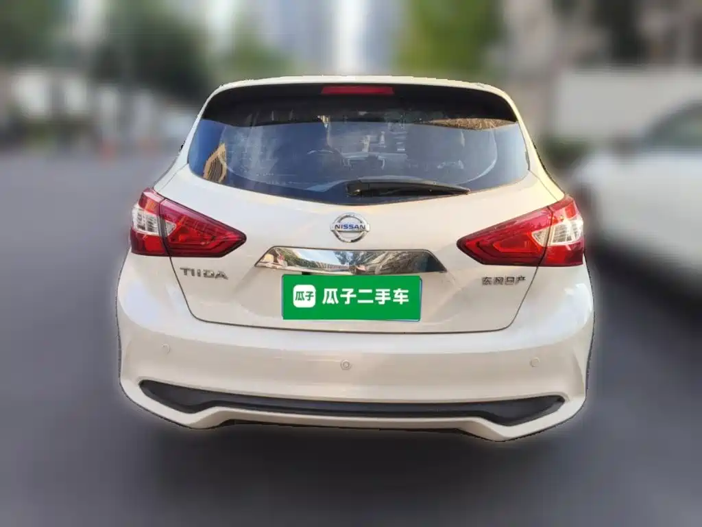 Nissan Tiida — миниатюра 3