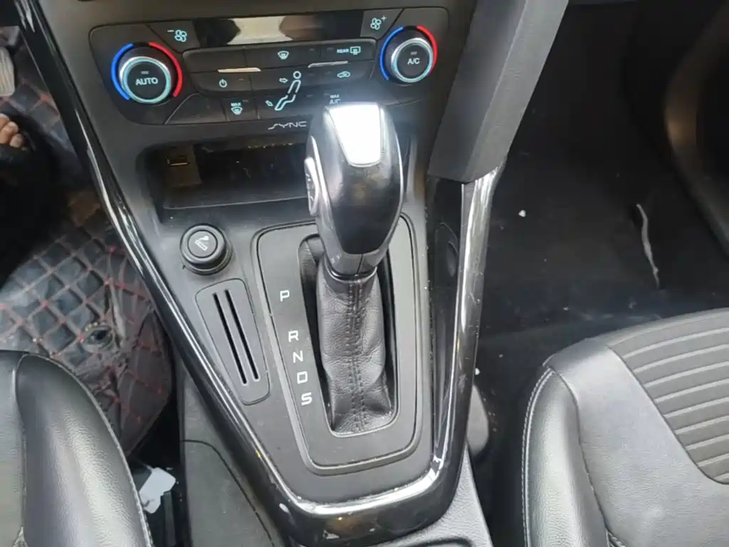 Ford Focus — миниатюра 14