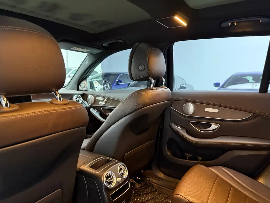 Mercedes-Benz GLC 2020 GLC 260 L 4MATIC Luxury