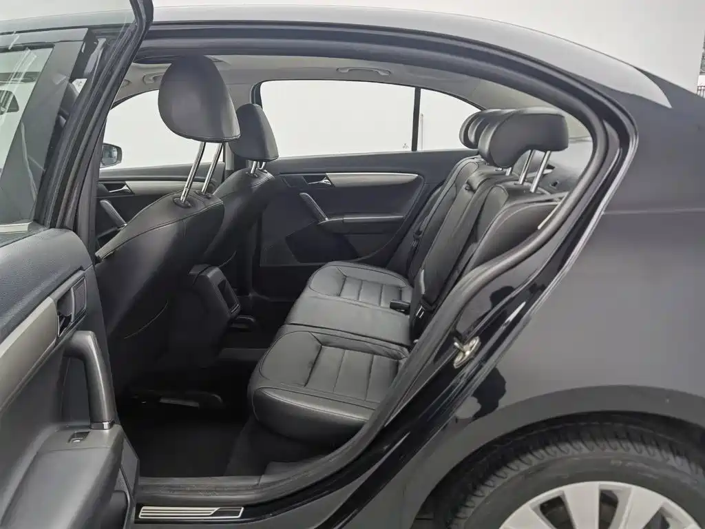 Volkswagen Lavida — миниатюра 15