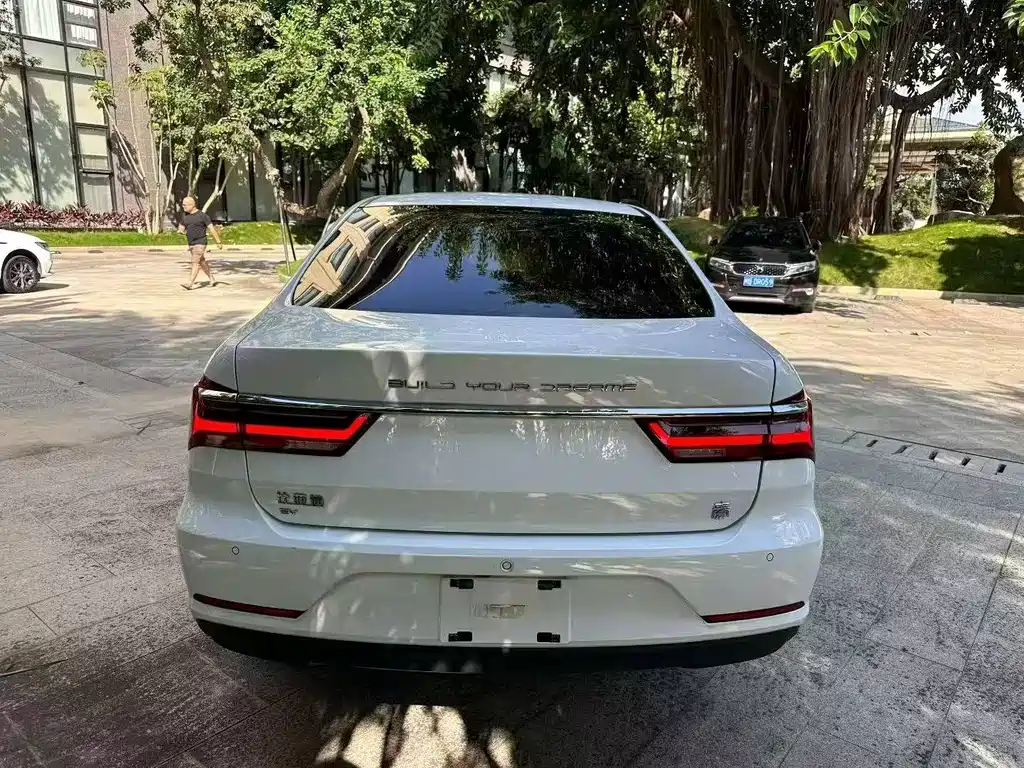 BYD Qin NEV — миниатюра 8