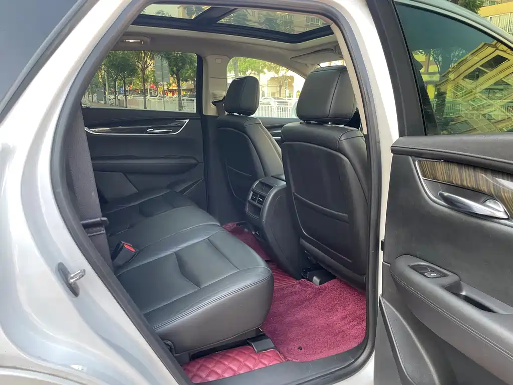 Cadillac XT5 — миниатюра 11