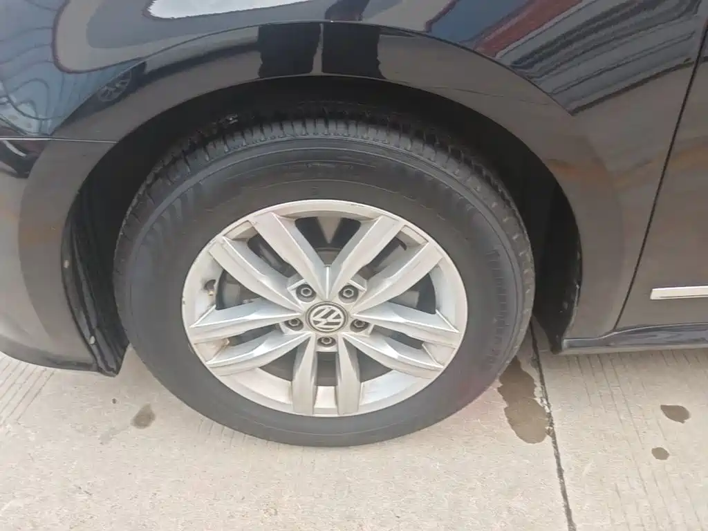 Volkswagen Passat — миниатюра 23