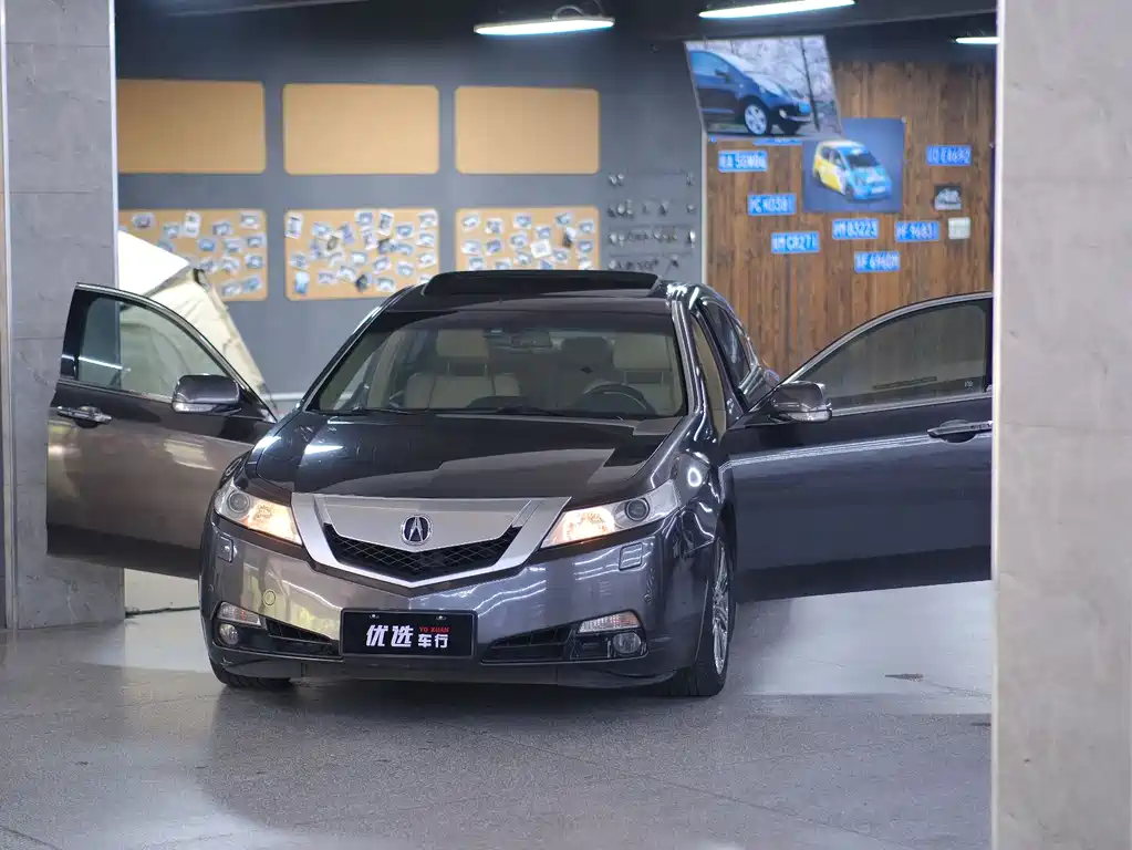 Acura TL