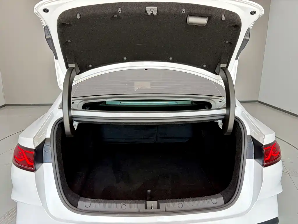 BYD Qin L — миниатюра 16