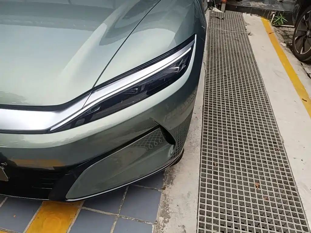 BYD Han L — миниатюра 24