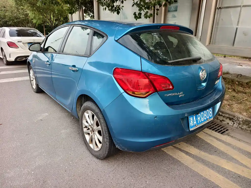 Buick Excelle — миниатюра 7