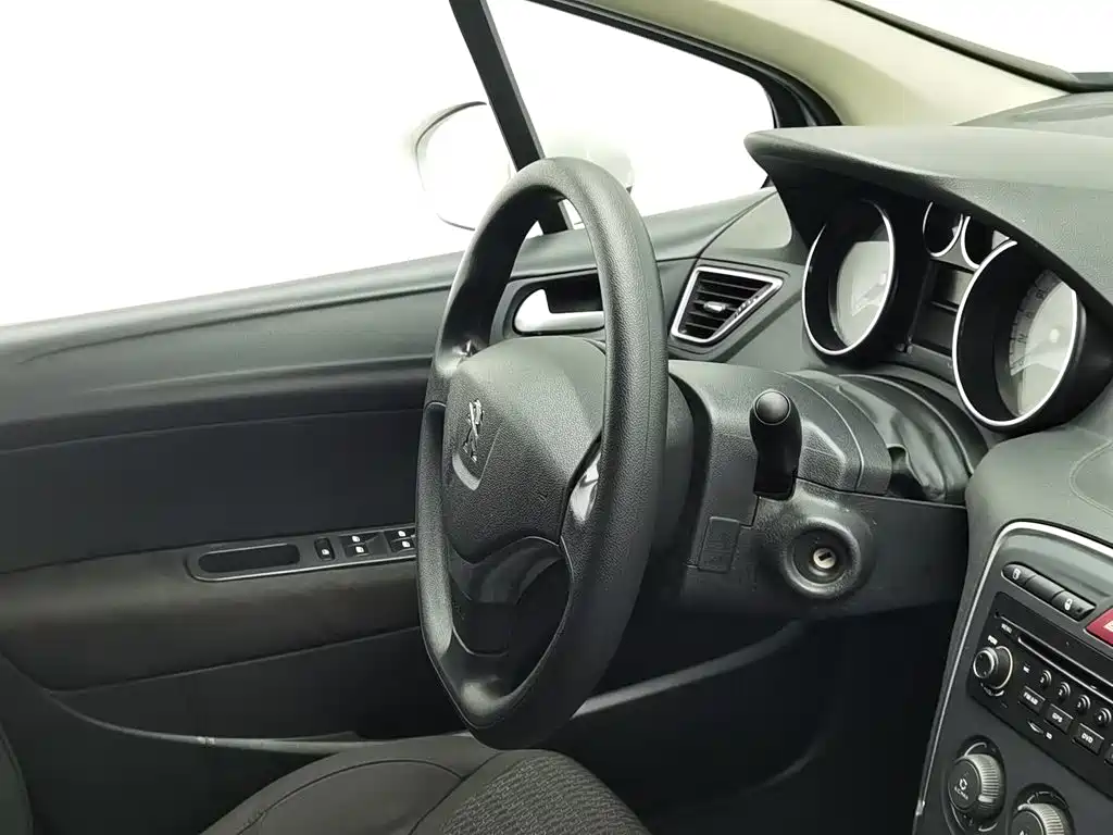 Peugeot 308 — миниатюра 22