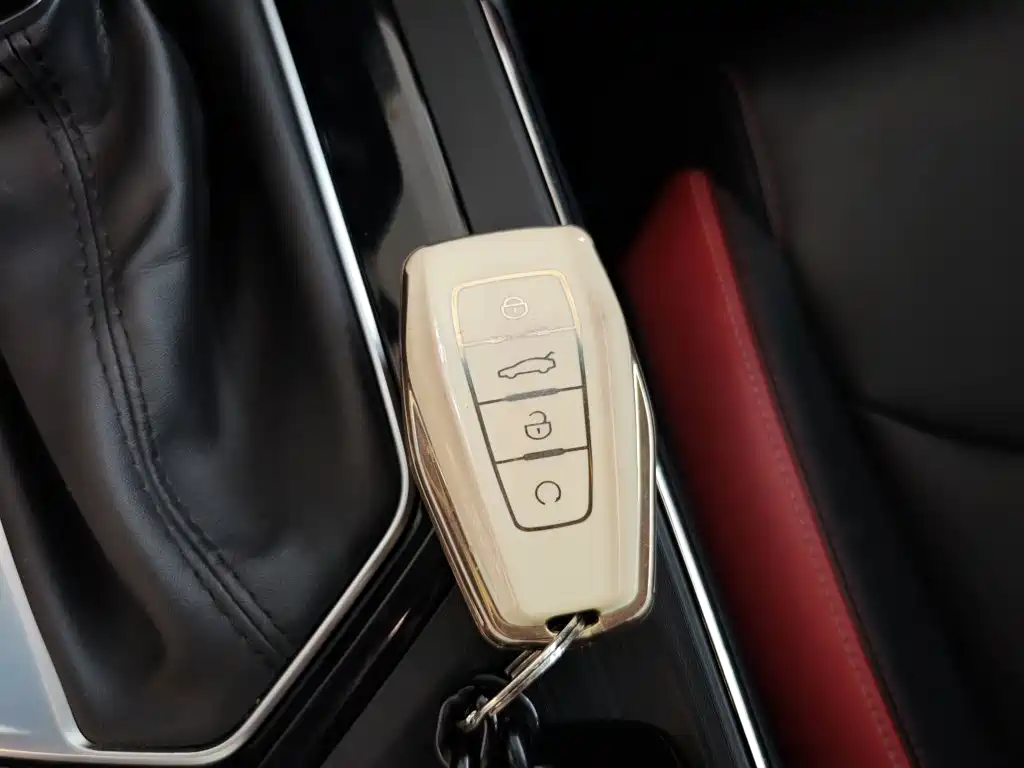 Geely Emgrand S — миниатюра 9