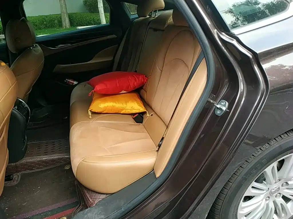 Buick LaCrosse — миниатюра 17