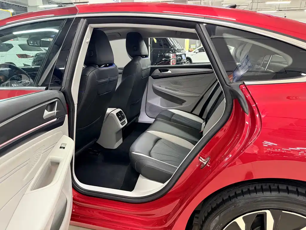 Volkswagen Lamando — миниатюра 10