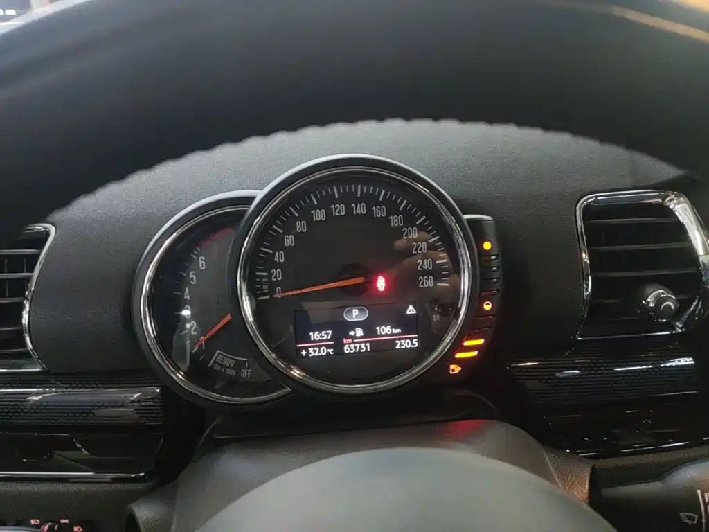 MINI Mini Clubman — миниатюра 12
