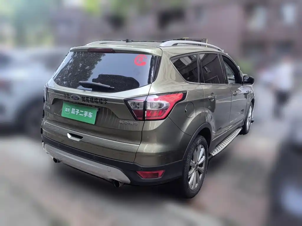 Ford Kuga — миниатюра 5