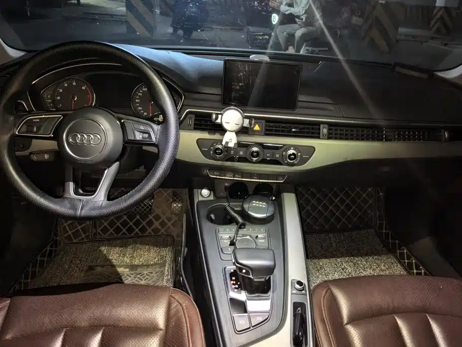 Audi A4L — миниатюра 12