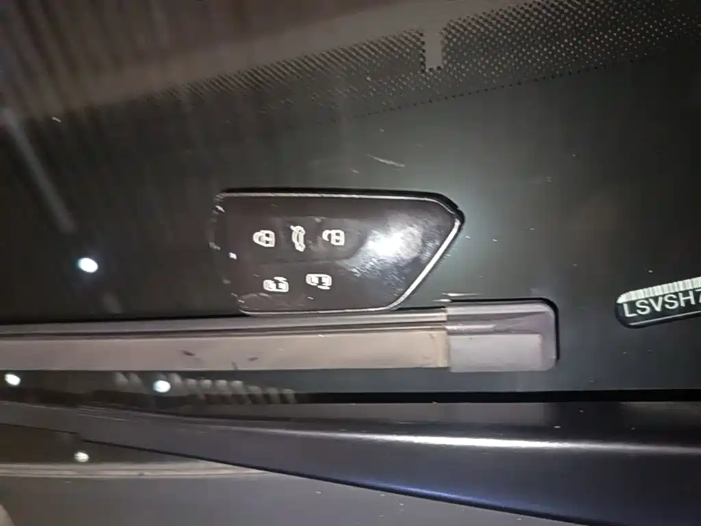 Volkswagen Viloran — миниатюра 9