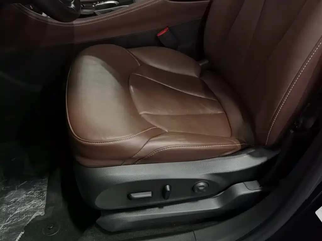 Buick Envision Plus — миниатюра 20