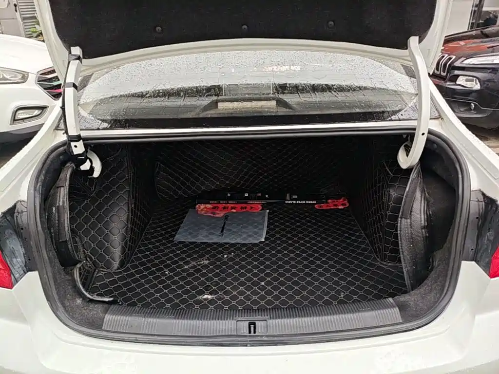 Volkswagen Bora — миниатюра 19