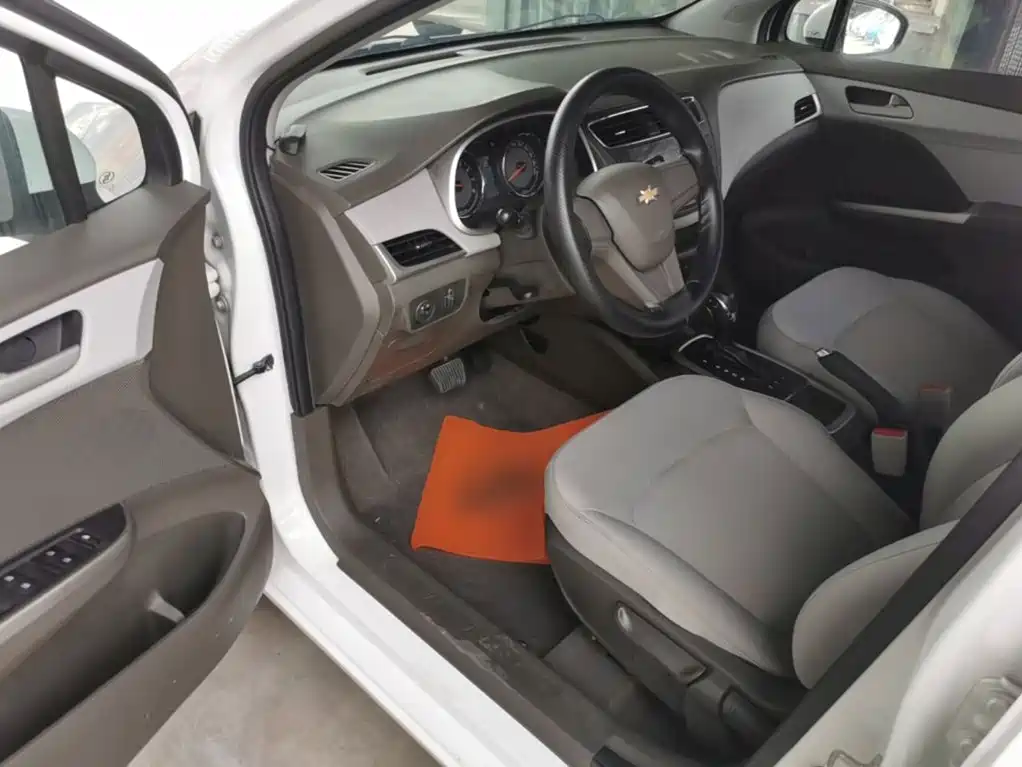 Chevrolet Lova RV — миниатюра 15
