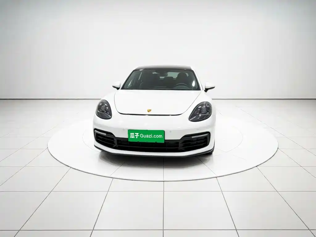 Porsche Panamera — миниатюра 2