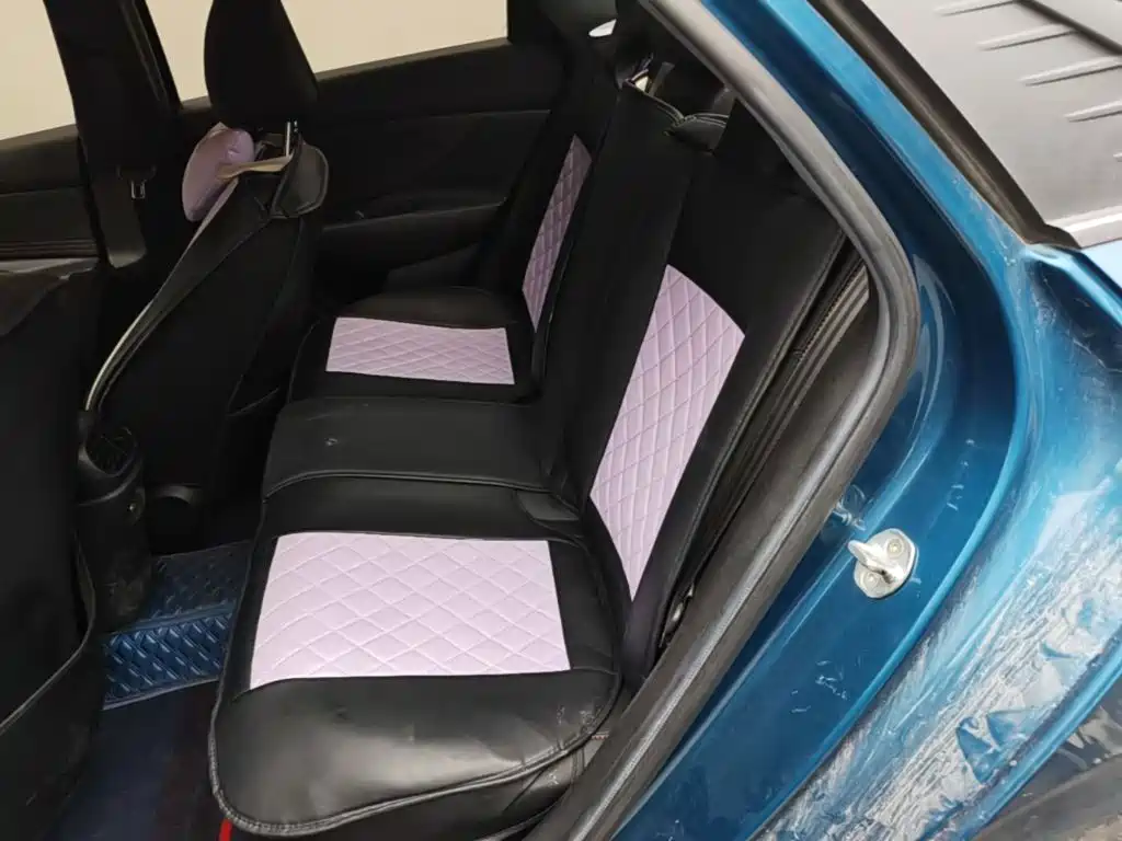 Hyundai Elantra — миниатюра 17
